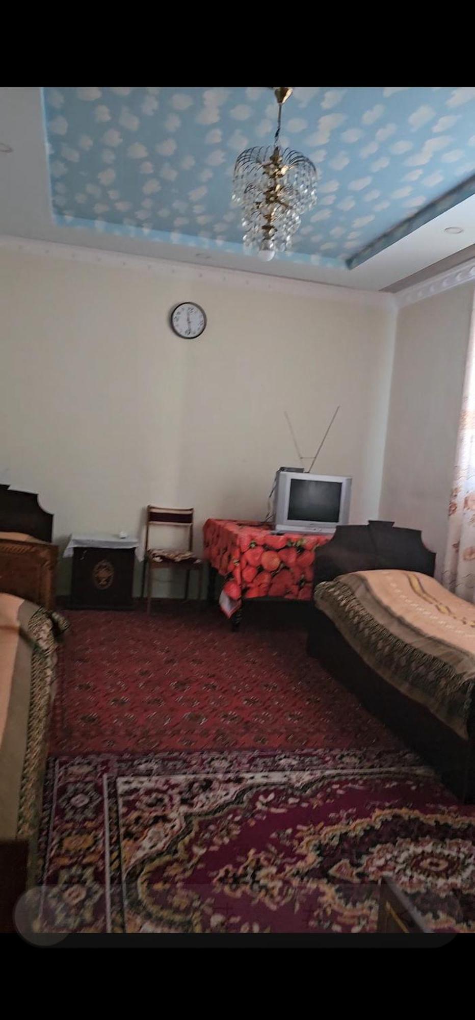 Western House Bed & Breakfast Qorowul Ngoại thất bức ảnh